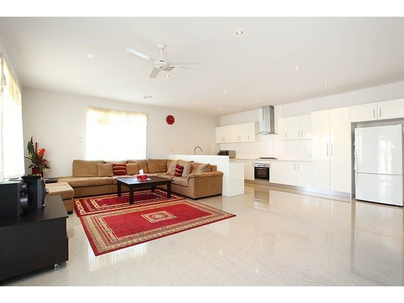 215 Harvest Home Road, Epping VIC 3076