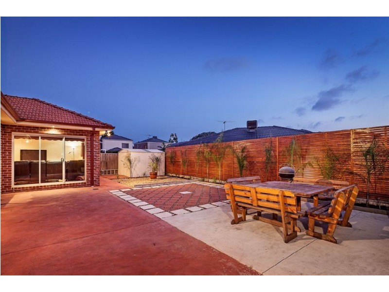 194 Meridian Drive, South Morang VIC 3752