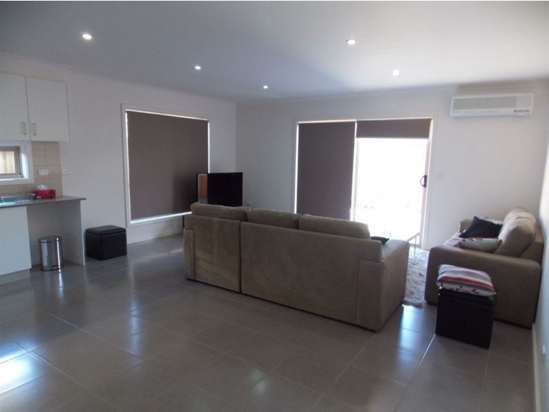 19 Hermione Terrace, Epping VIC 3076