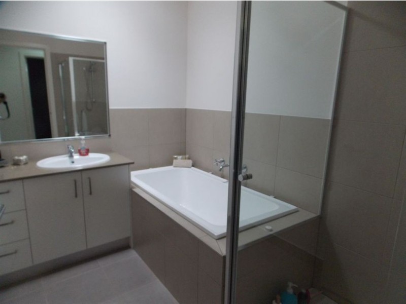 19 Hermione Terrace, Epping VIC 3076