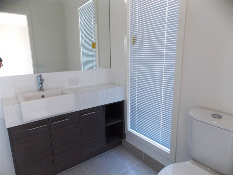 56 Cascade Terrace, Craigieburn VIC 3064