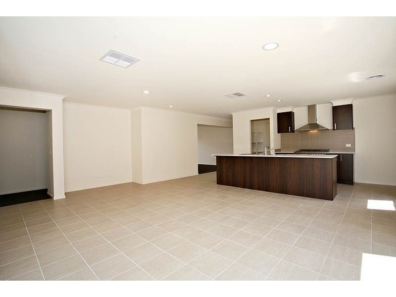 18 Melody Way, Epping VIC 3076