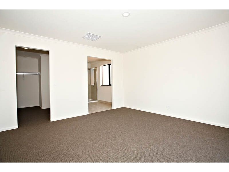 18 Melody Way, Epping VIC 3076