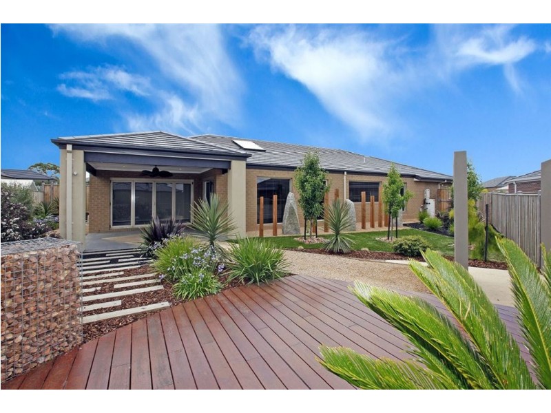 10 Stonegate Drive, Wollert VIC 3750