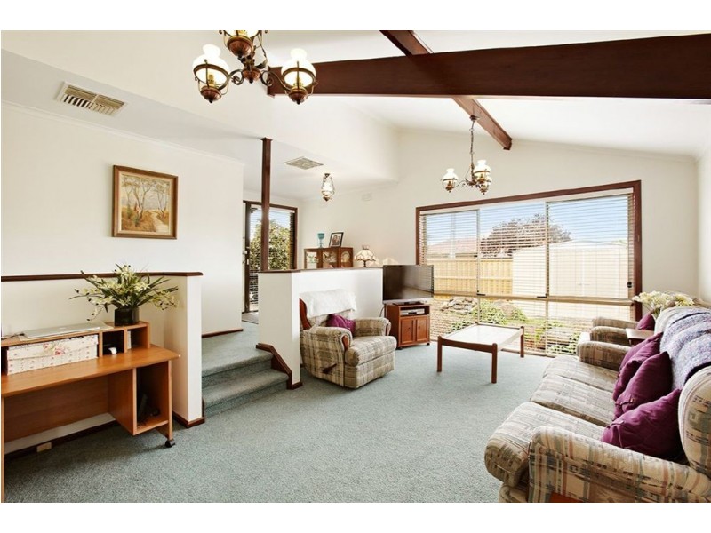 9 Bastings Court, Epping VIC 3076