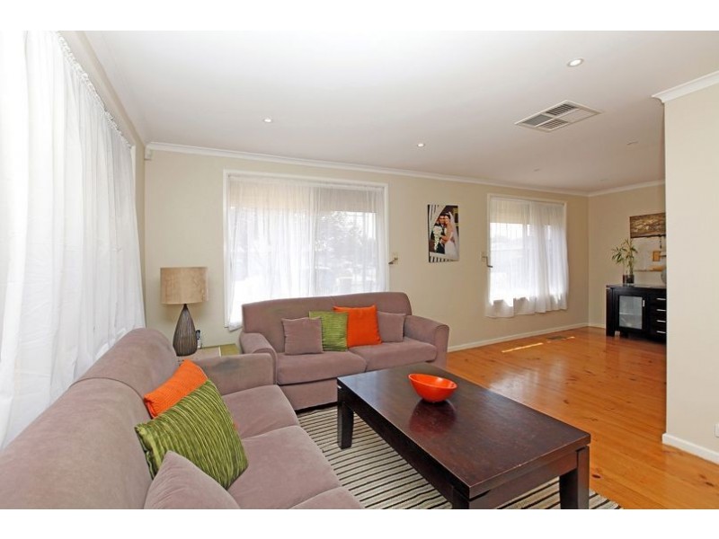 39 Pinetree Crescent, Lalor VIC 3075