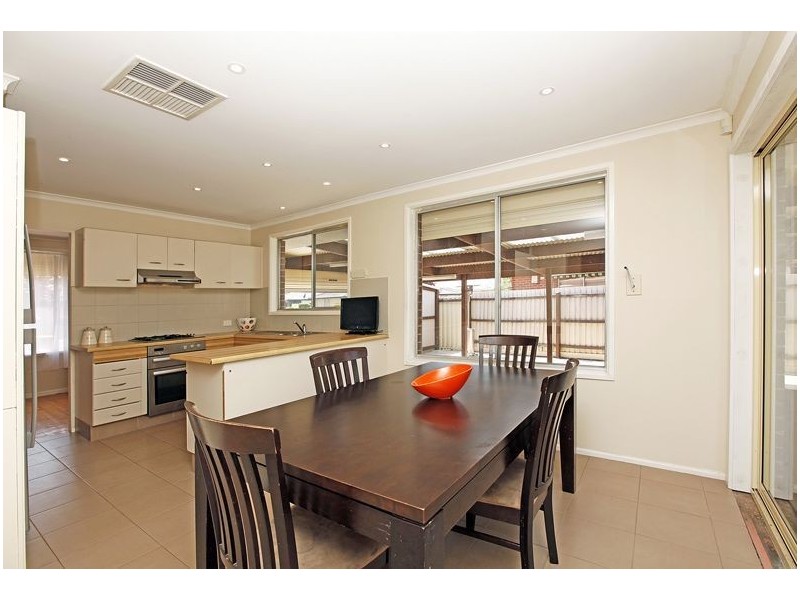 39 Pinetree Crescent, Lalor VIC 3075