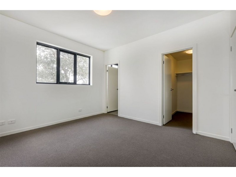 205/82 Epping Road, Epping VIC 3076