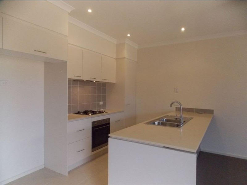 6 Bacchus Drive, Epping VIC 3076