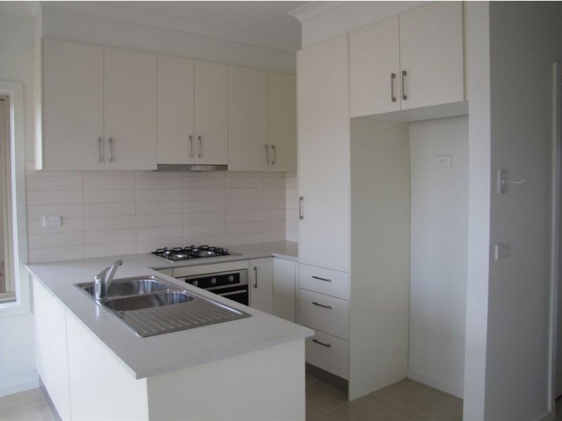 2/7 Rosamond Way, Epping VIC 3076