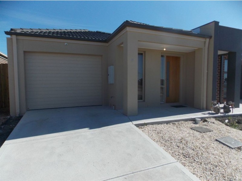 19 Hermione Terrace, Epping VIC 3076