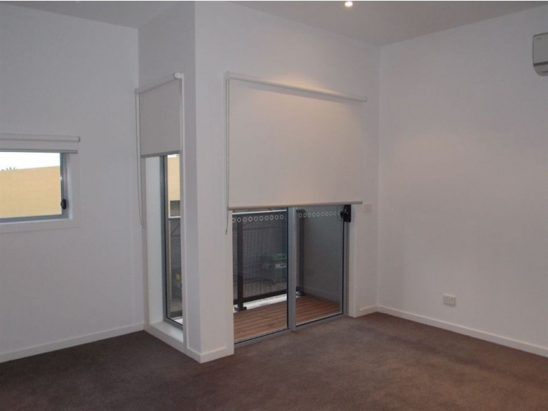 2/3 Sturt Street, Essendon VIC 3040