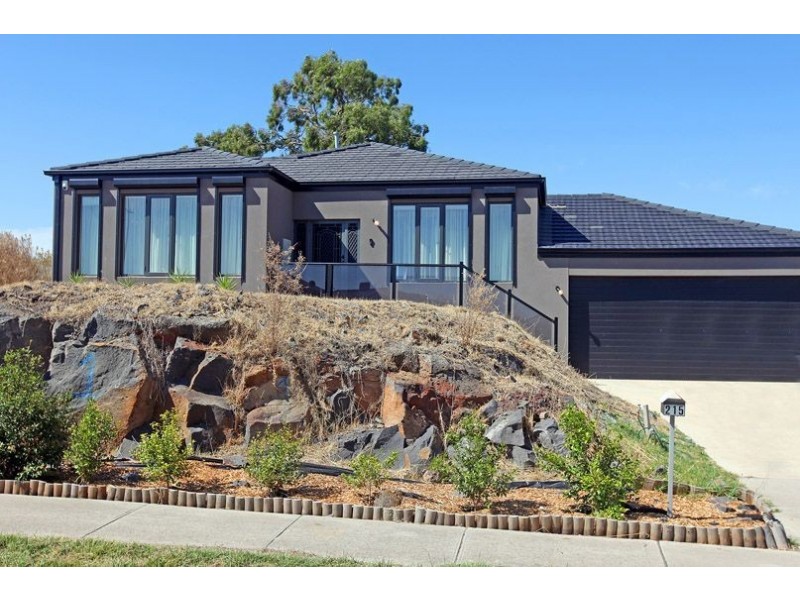 215 Harvest Home Road, Epping VIC 3076