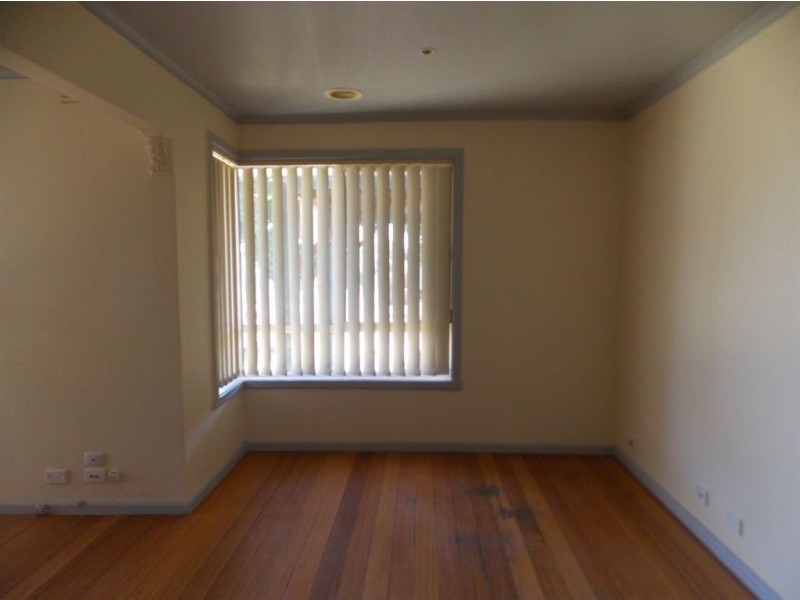 5 Main Street, Thomastown VIC 3074