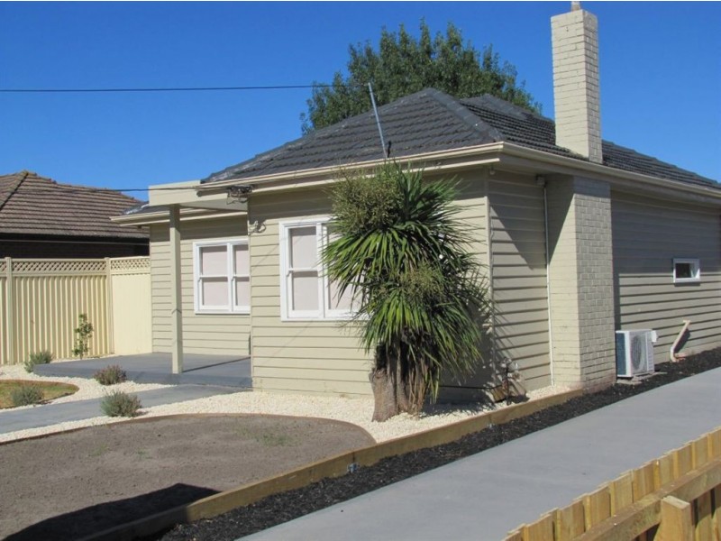 1/5 Pine Street, Thomastown VIC 3074