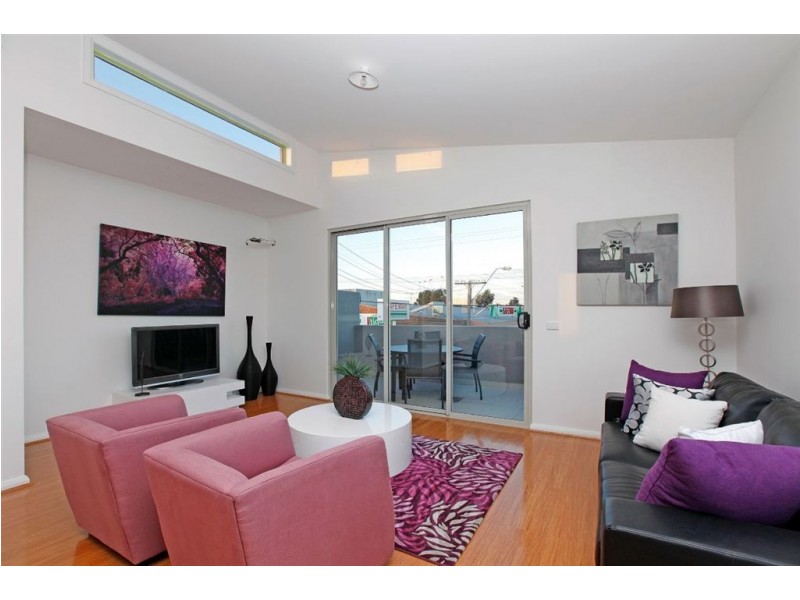 3/2 Glenroy road, Glenroy VIC 3046