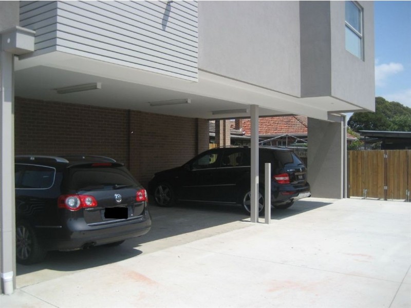 3/2 Glenroy road, Glenroy VIC 3046