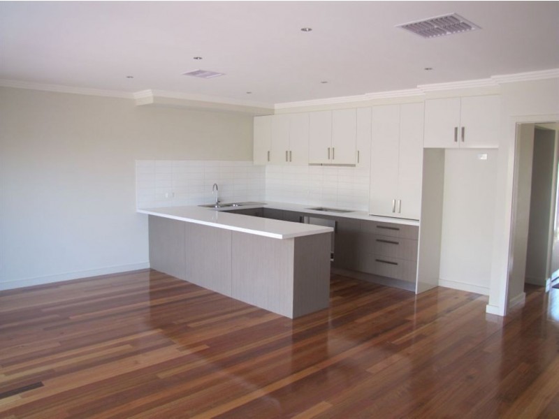 10 Apricot Ave, Mernda VIC 3754