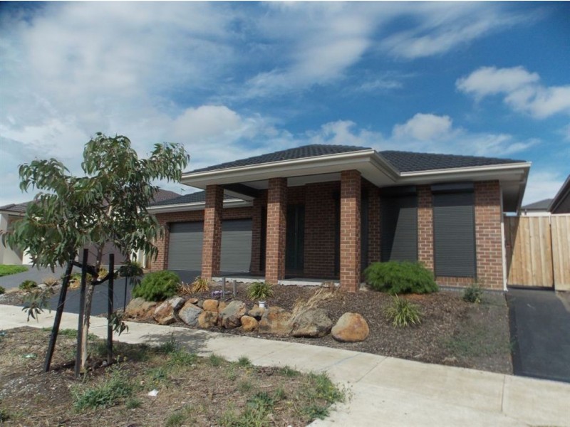 11 Bellerive Road, Epping VIC 3076