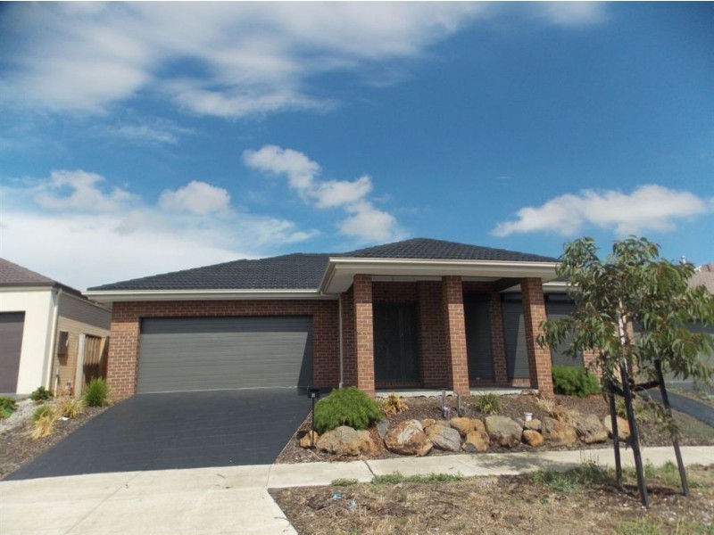 11 Bellerive Road, Epping VIC 3076