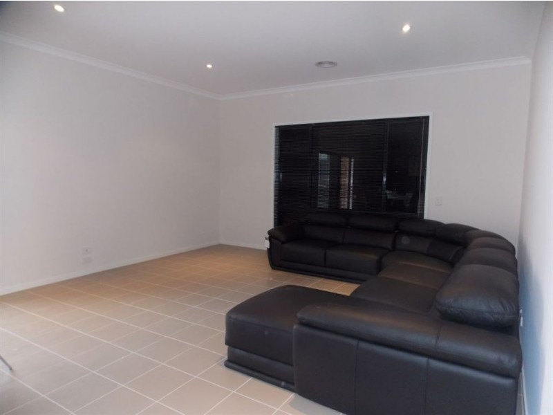 11 Bellerive Road, Epping VIC 3076