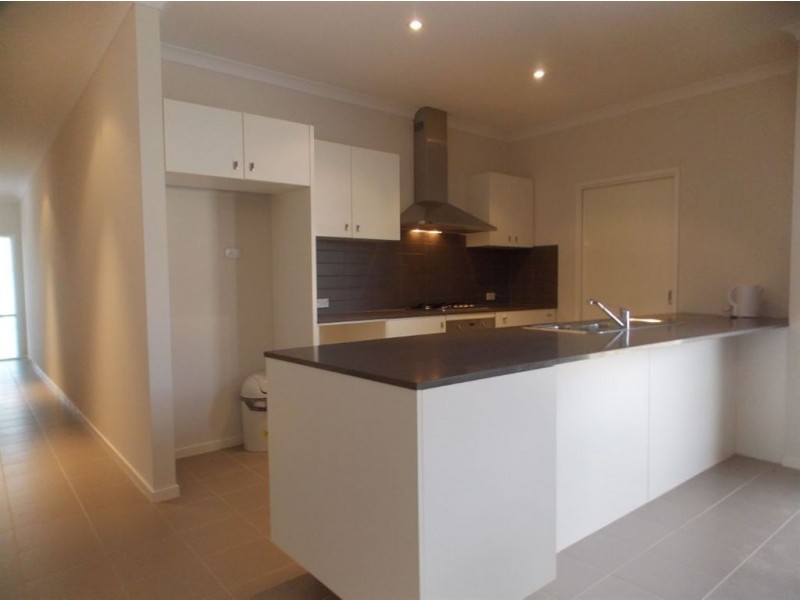 11 Bellerive Road, Epping VIC 3076