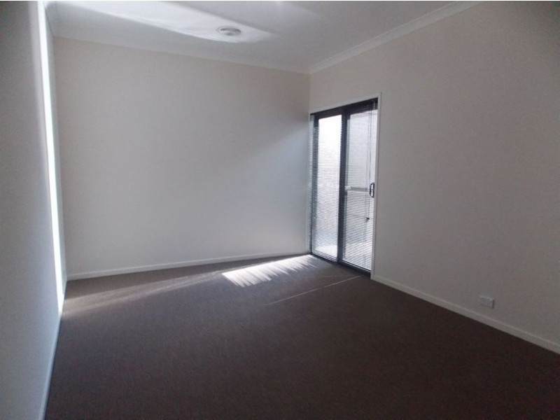 11 Bellerive Road, Epping VIC 3076