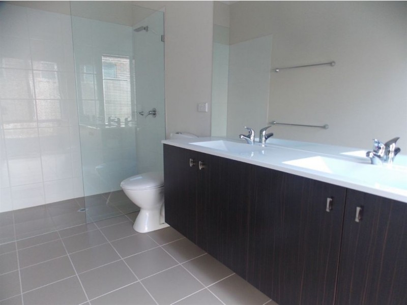 11 Bellerive Road, Epping VIC 3076