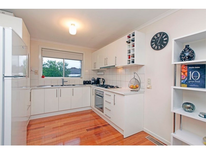 13 Kosciusko Court, Lalor VIC 3075