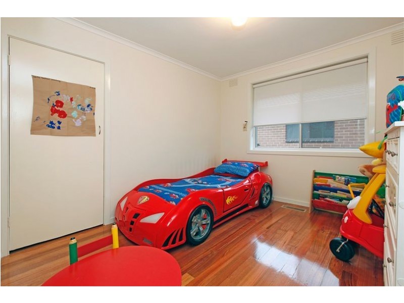 13 Kosciusko Court, Lalor VIC 3075