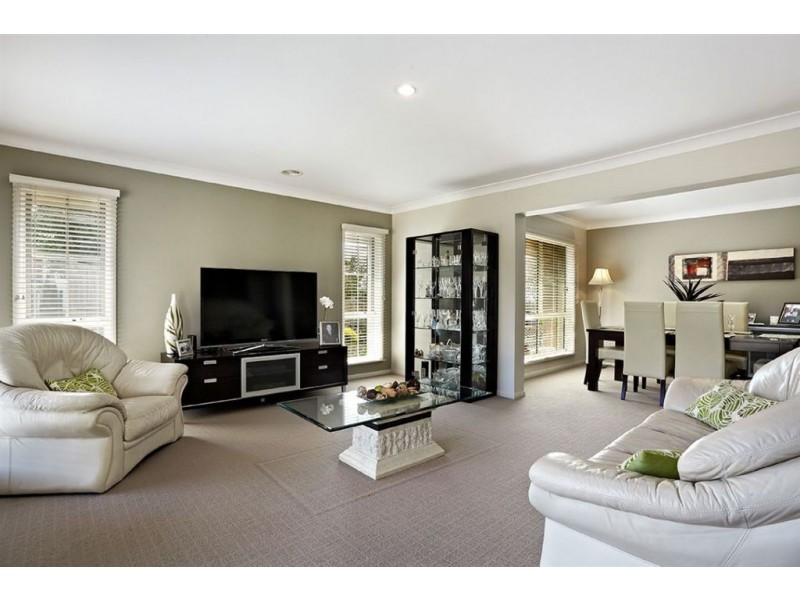 15 Parkside Rise, Craigieburn VIC 3064