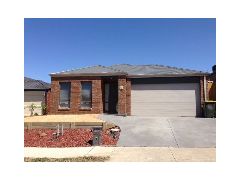 9 Blue Hill Way, Epping VIC 3076