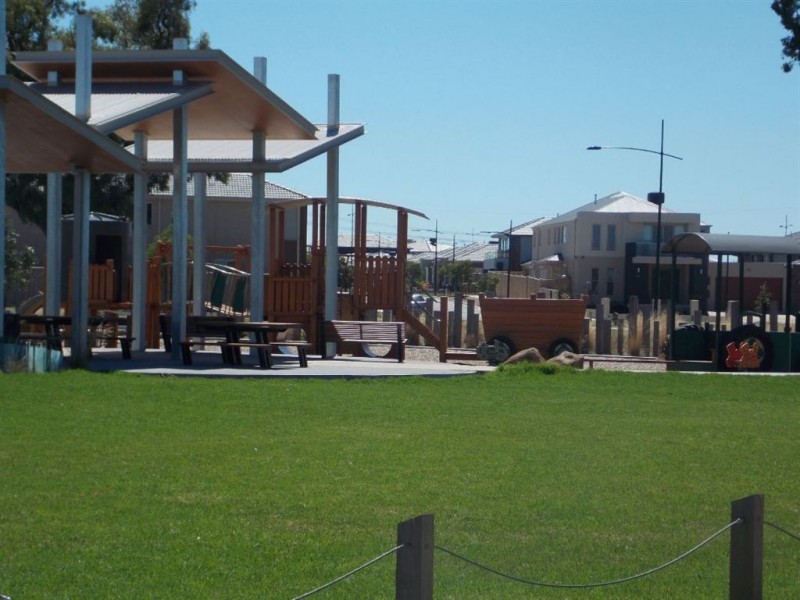 16 Stonegate Drive, Epping VIC 3076