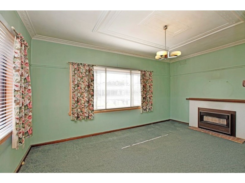 17 Newton Crescent, Lalor VIC 3075