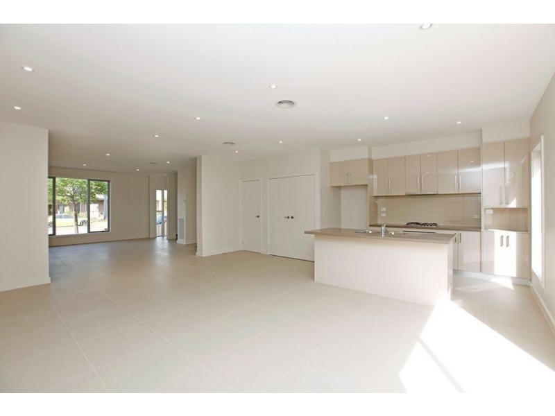21 Mareborne Street, Epping VIC 3076