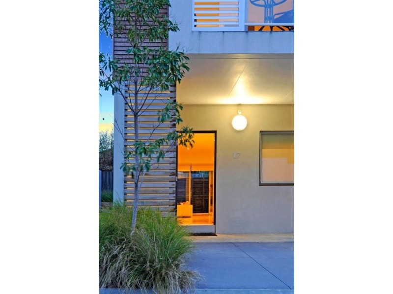 17 Waxflower Crescent, Bundoora VIC 3083