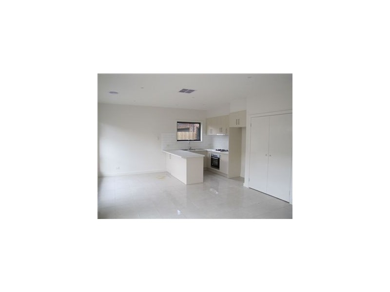 3/35 Barry Street, Reservoir VIC 3073