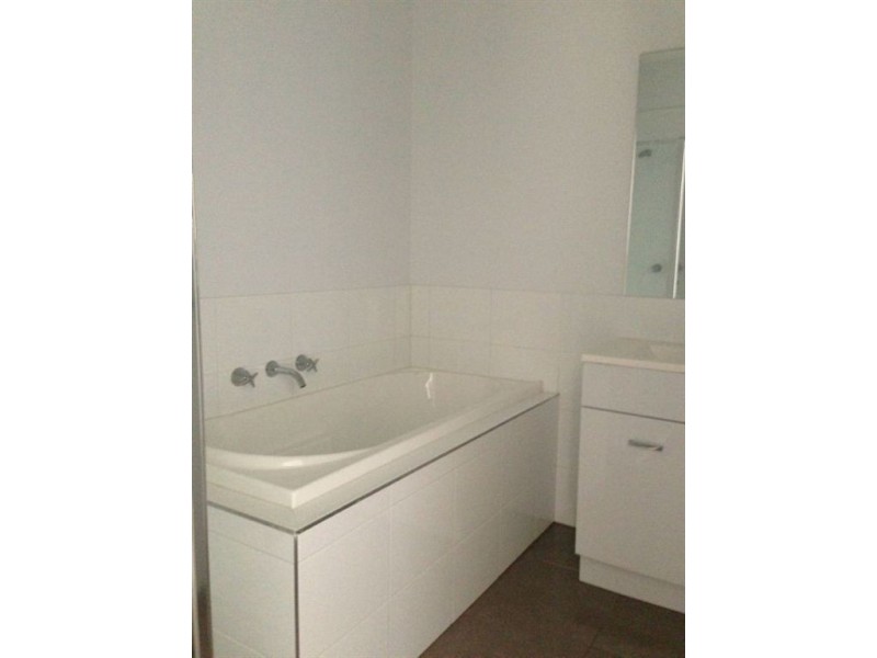 12 Gottloh Street, Epping VIC 3076