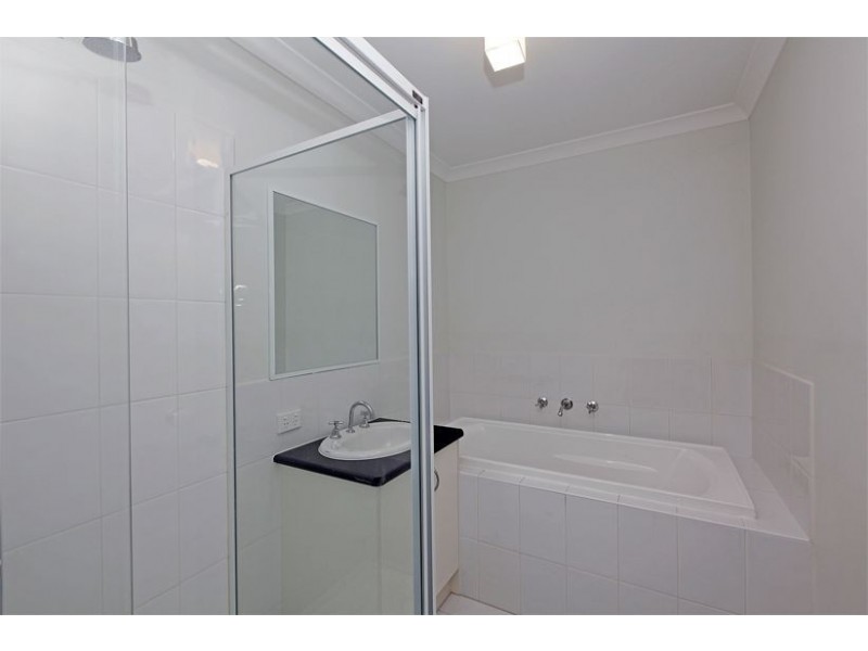 11 Dodd Lane, Epping VIC 3076