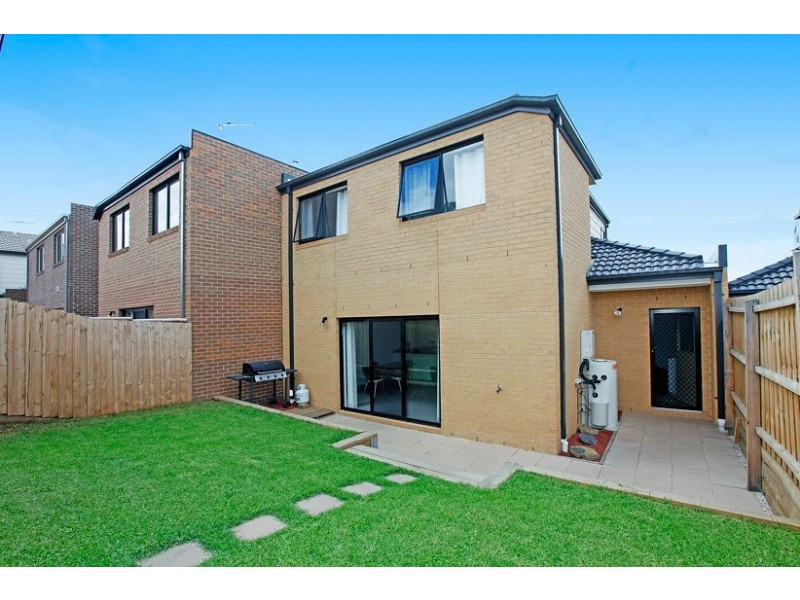 11 Dodd Lane, Epping VIC 3076