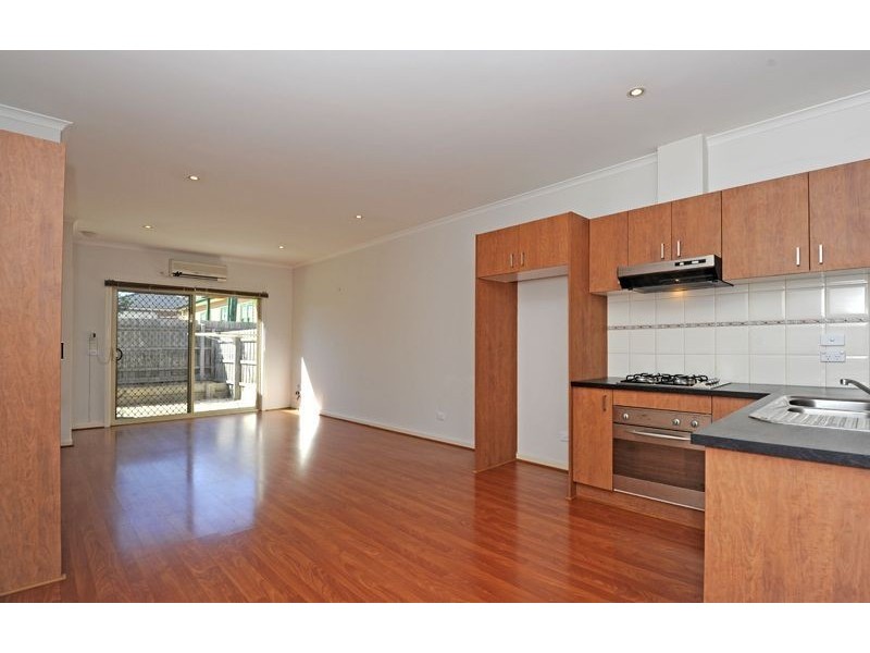 3/26 Barry Street, Reservoir VIC 3073