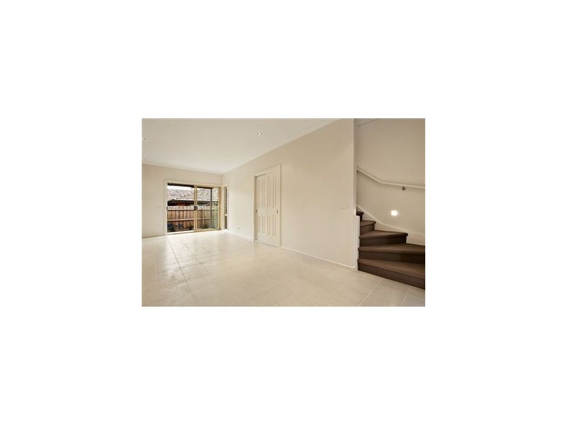 5/14 Barry Street, Reservoir VIC 3073