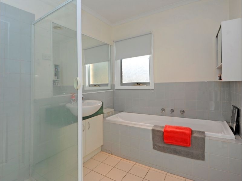 4/30 Young Street, Epping VIC 3076