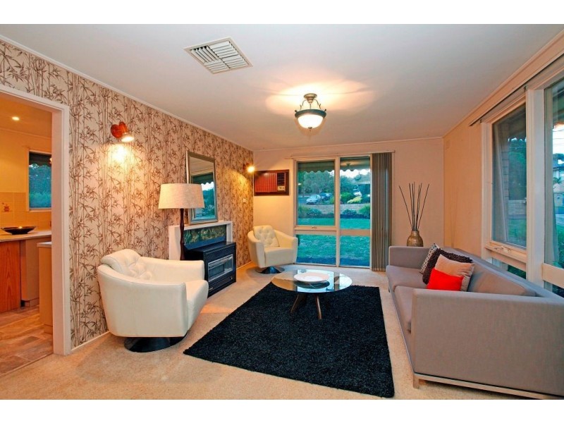 74 Bendoran Crescent, Bundoora VIC 3083