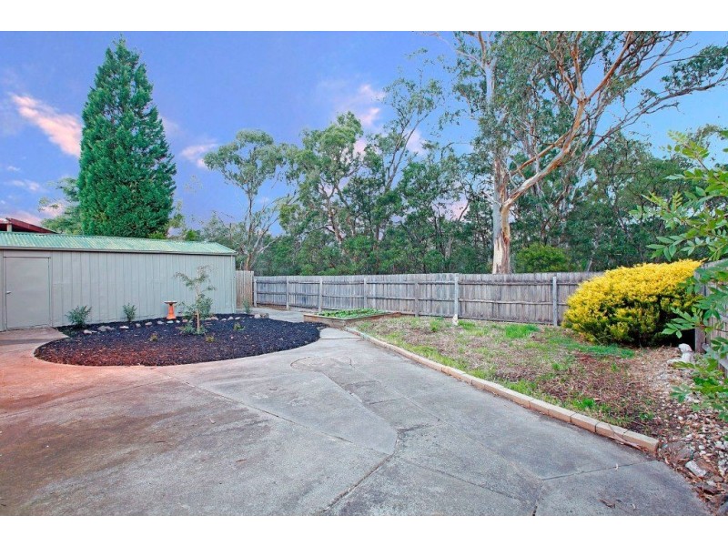 74 Bendoran Crescent, Bundoora VIC 3083