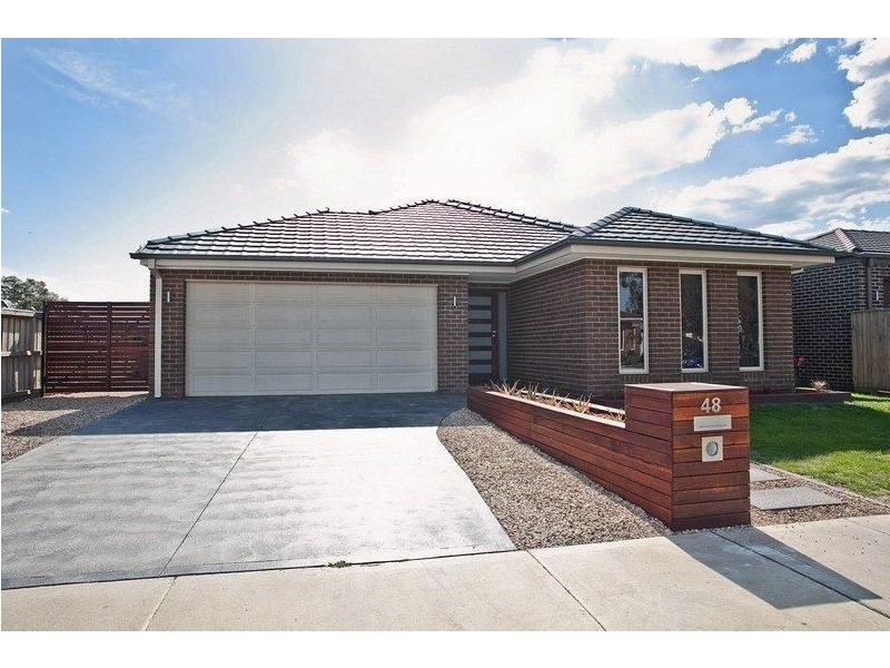 48 Horsley Crescent, Doreen VIC 3754