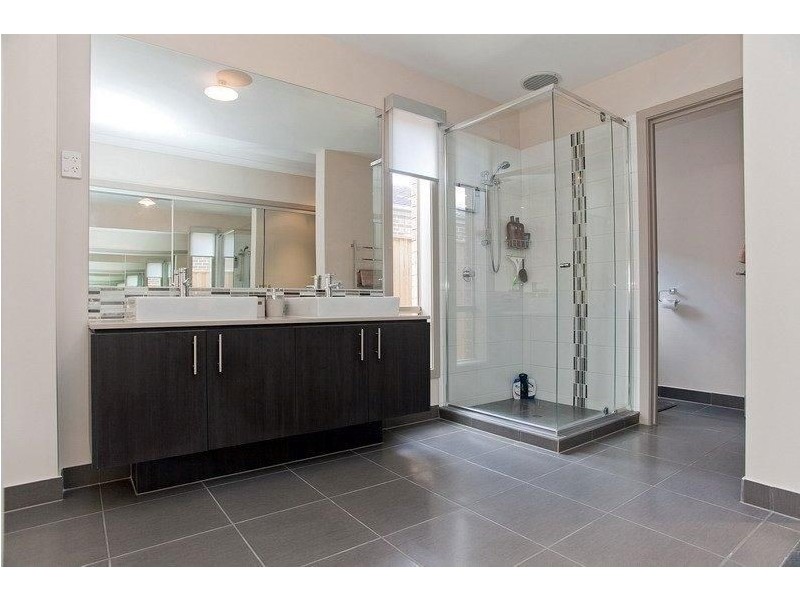 48 Horsley Crescent, Doreen VIC 3754