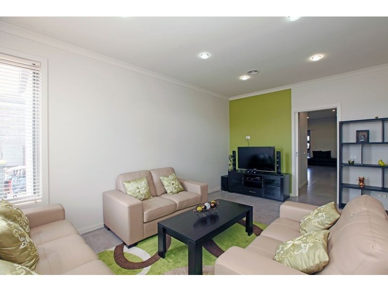 4 Alhambra Drive, Epping VIC 3076