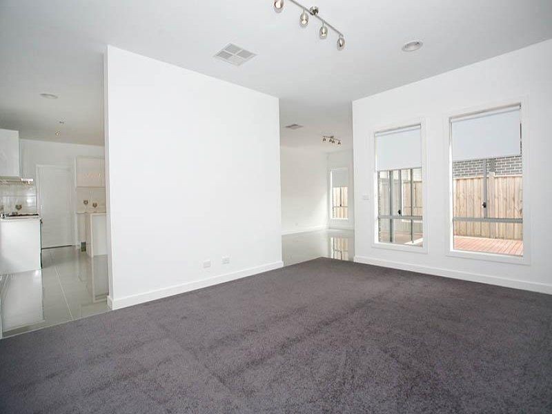 38 Stonegate Drive, Epping VIC 3076