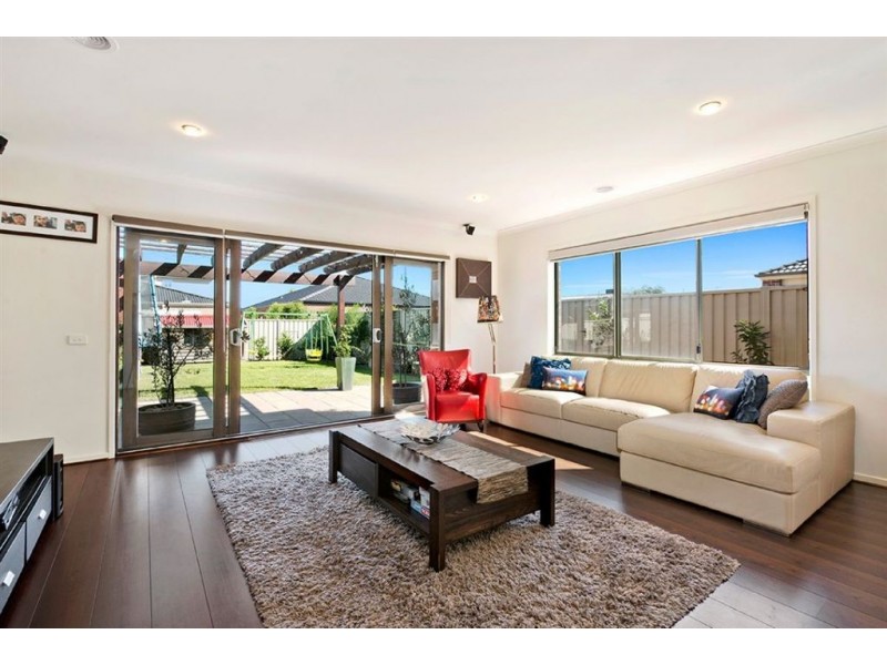 18 Nuthall Way, Epping VIC 3076